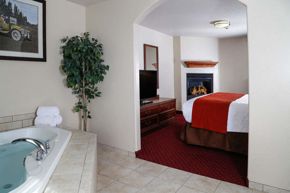 Yellowstone Park Hotel West Yellowstone Exteriör bild